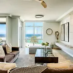 Camps Bay Beachside 2Bed W Sea View Cloud 9